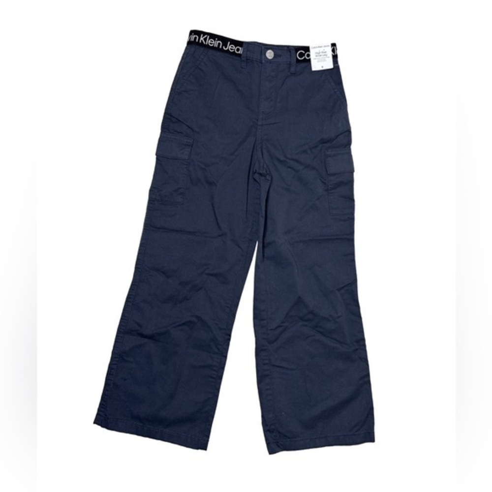 ⭐️ NWT Calvin Klein Jeans High Rise Wide Leg Navy Cargo Pants- size 8